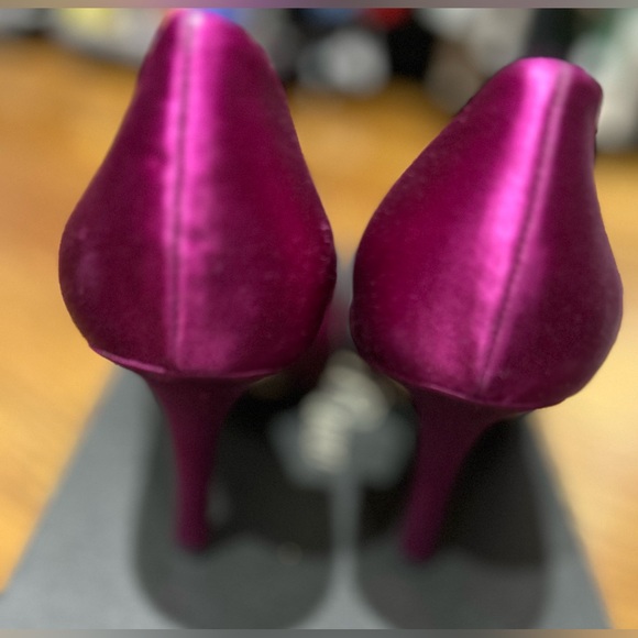 Ann Taylor Fuchsia Peep-Toe Heels with Jewel Accents - Picture 3 of 4